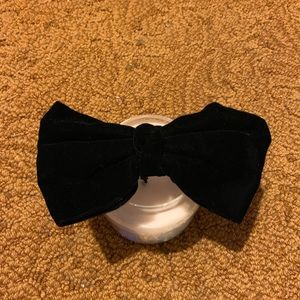 Crushed velvet feel hair bow